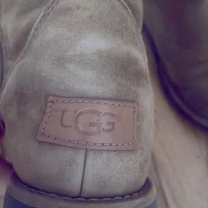 Ugg